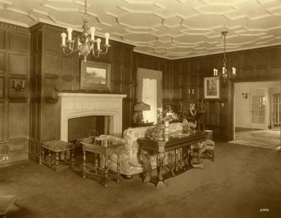 Morton Residence at Thornhill, living room