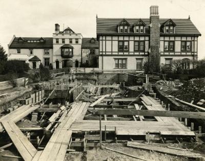 Morton Residence at Thornhill, exterior, library wing construction