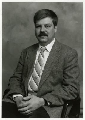 Pat Kelsey, seated portrait