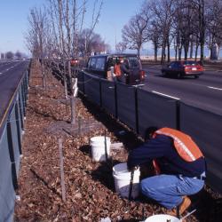Salt Study, Pat Kelsey installing buckets in median on Lake Shore Drive, Rick Hootman at van
