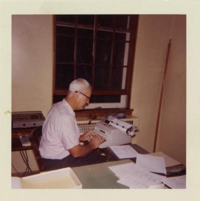 Walter Eickhorst at desk