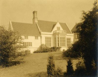 Morton Residence at Thornhill, exterior, view outside library