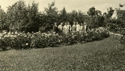 Mrs. Joy Morton and friends, in peony gardens near Thornhill residence