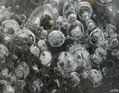 Ice bubbles