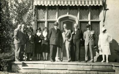 Joy Morton September 27, 1930 photo album: Joy Morton standing with group in front of Thornhill residence